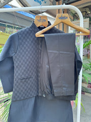 Boys Classic Black Kurta Set with Textured Nehru Jacket – Elegant Festive & Wedding Party Wear Outfit (Age 5 to 7 Years)