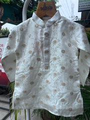 Boys Ivory Kurta Set With Gold Self-Embroidery – Cotton-Lined Premium Traditional Wear (1–7 Years)