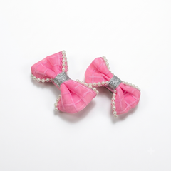 Pearl-Trimmed Bow Clips