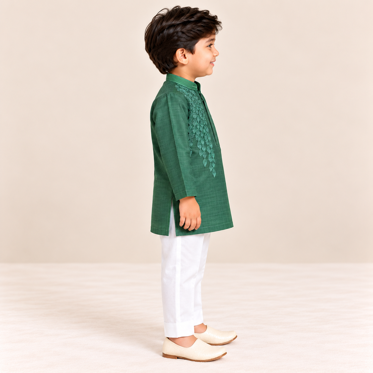 Shauriv Signature Embroidered Kurta Set